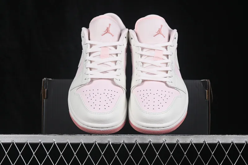 All categories Air Jordan Jordan series basketball shoes Air Jordan 1 Low G version pure original Air Jordan 1 Low AJ1 Joe 1 Sakura pink low-top retro culture basketball shoes IH0823-611